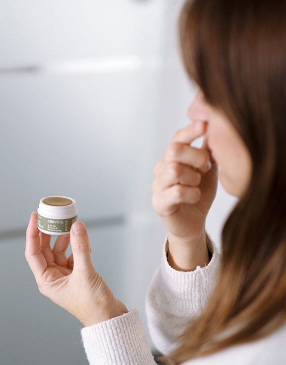 CBD Nasenbalsam - Befreit die Nase