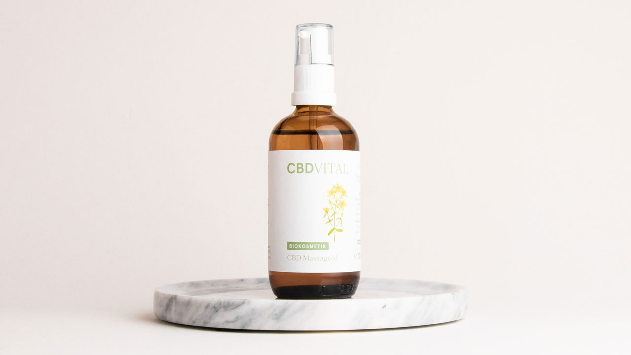 Mit CBD und ätherischen Naturölen Mit CBD und ätherischen Naturölen